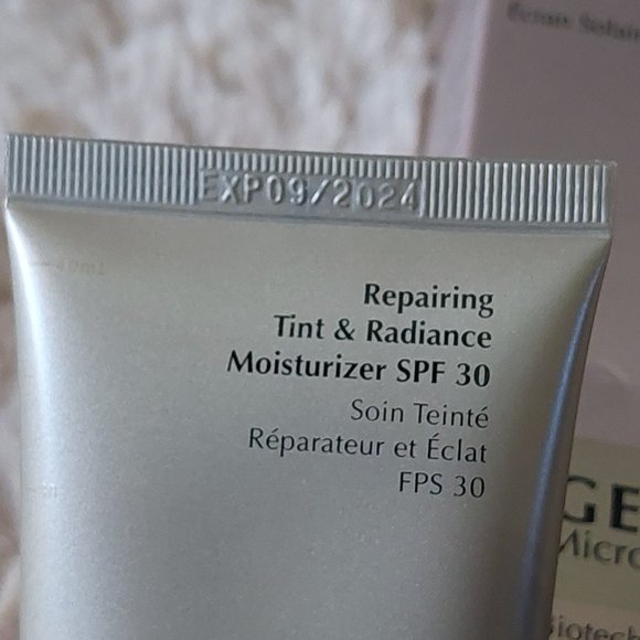 New Algenist Repairing Tint Radiance Moisturizer Light Medium SPF30 - Picture 3 of 3